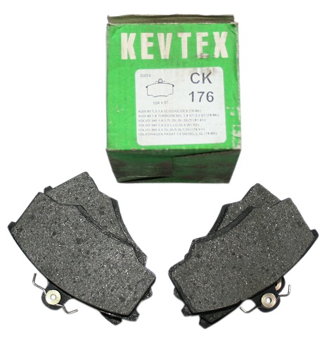 Przednie klocki hamulcowe  Audi 80, 100, Coupe, Volvo 340-360, Volkswagen Passat  Indeks: CK 176